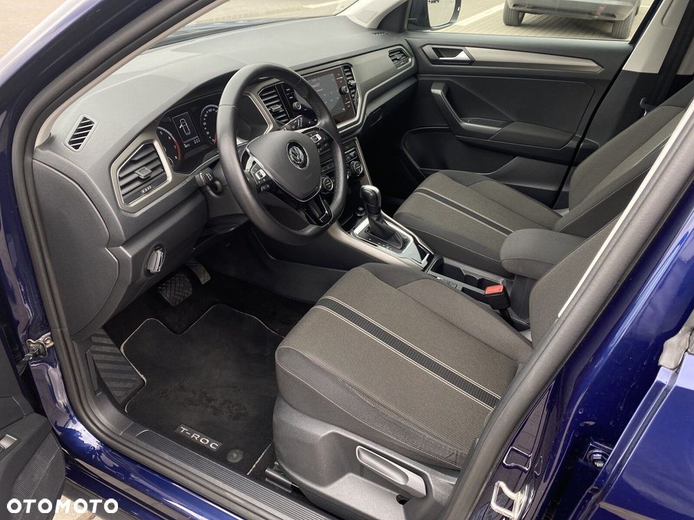 Volkswagen T-Roc - 9
