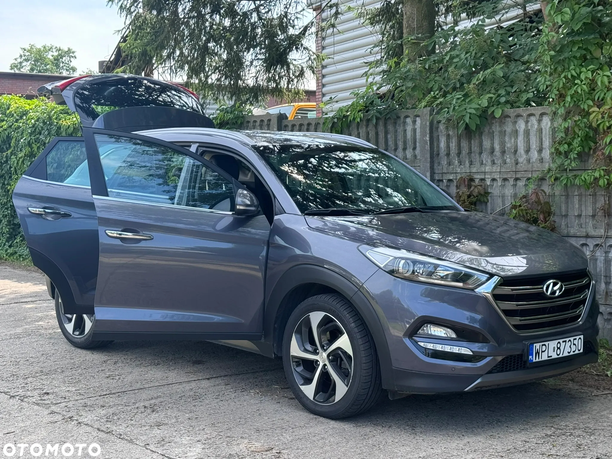 Hyundai Tucson 1.7 CRDI BlueDrive Style 2WD - 17