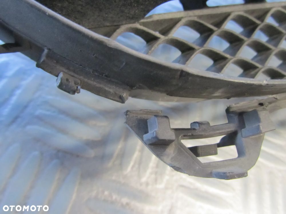 atrapa 2138880223 - 5