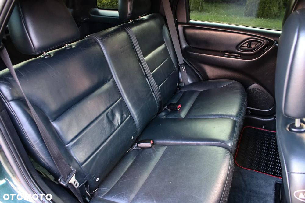 Ford Maverick 3.0 V6 Limited - 24