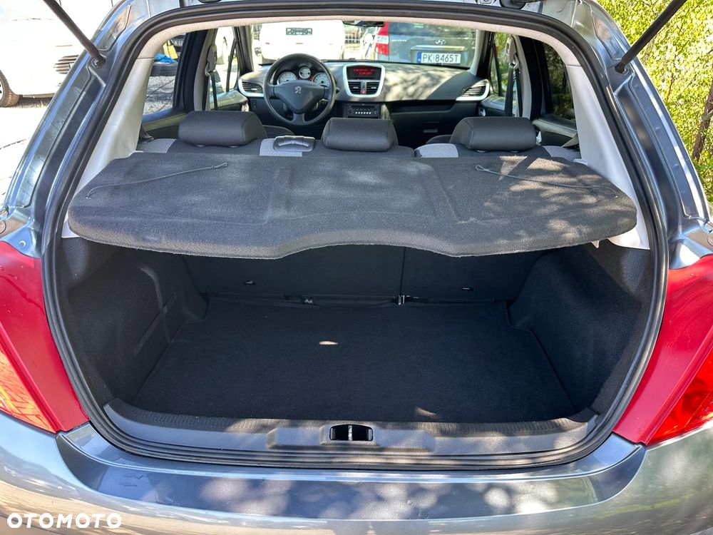 Peugeot 207 75 Urban Move - 32