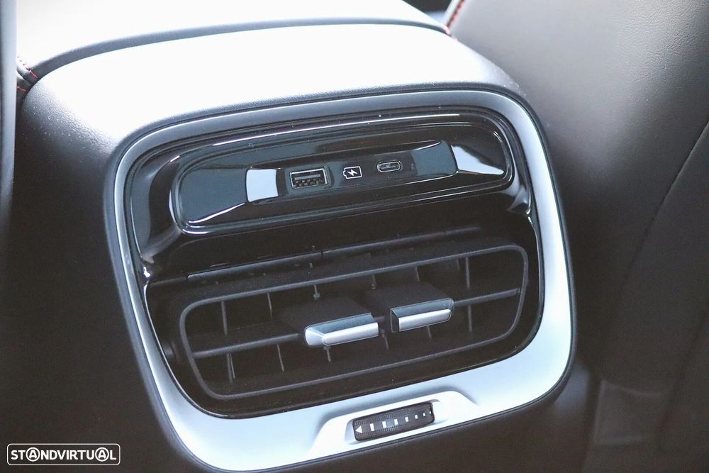 Xpeng P7i 86.2 kWh Long Range - 23