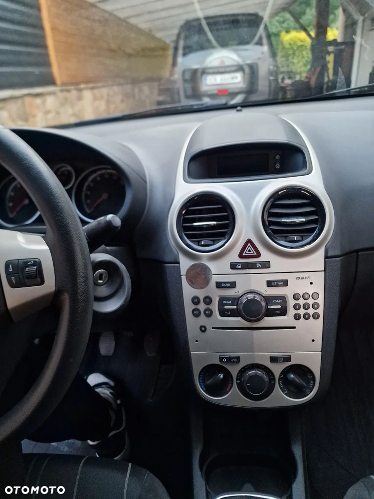 Opel Corsa 1.2 16V Sport - 10