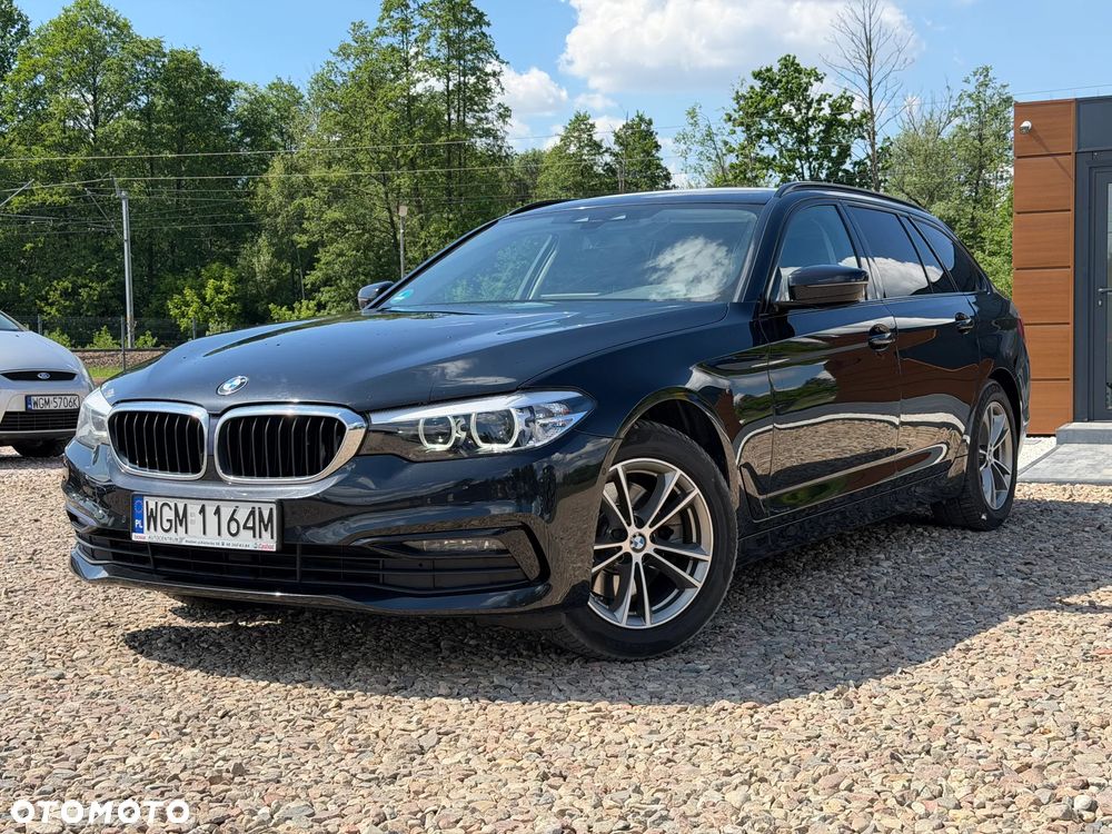 BMW Seria 5 520d Sport Line - 3