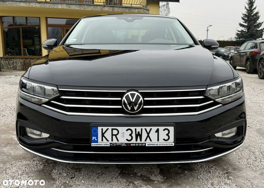Volkswagen Passat - 2