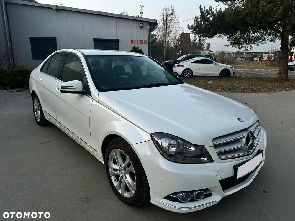 Mercedes-Benz Klasa C 200 CDI BlueEff Elegance - 1