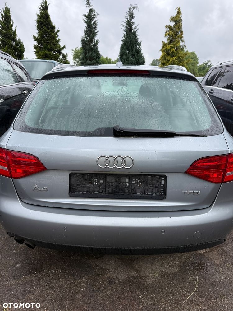 Audi A4 Avant - 9