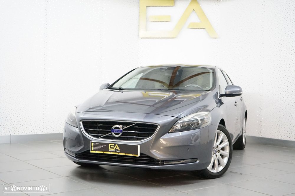 Volvo V40 1.6 D2 Summum - 3