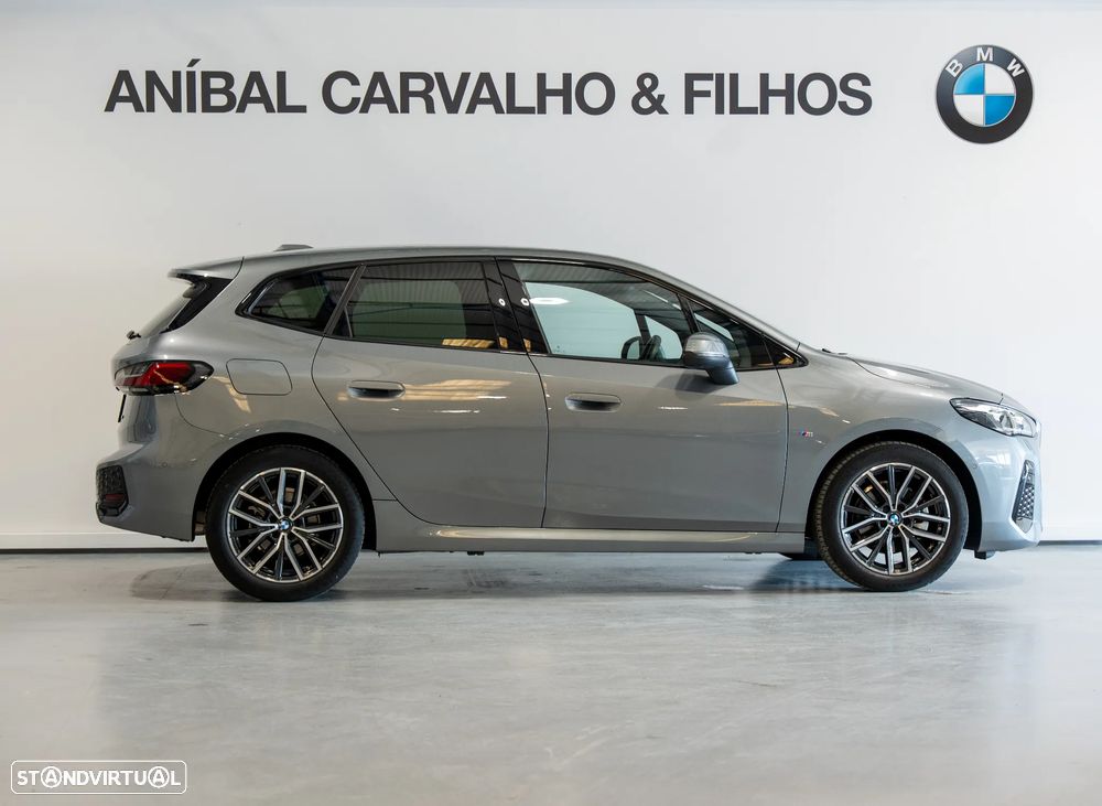 BMW 218 Active Tourer i Pack Desportivo M Auto - 2