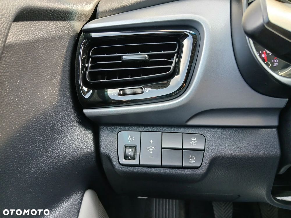 Kia Stonic 1.6 CRDi SCR XL - 25