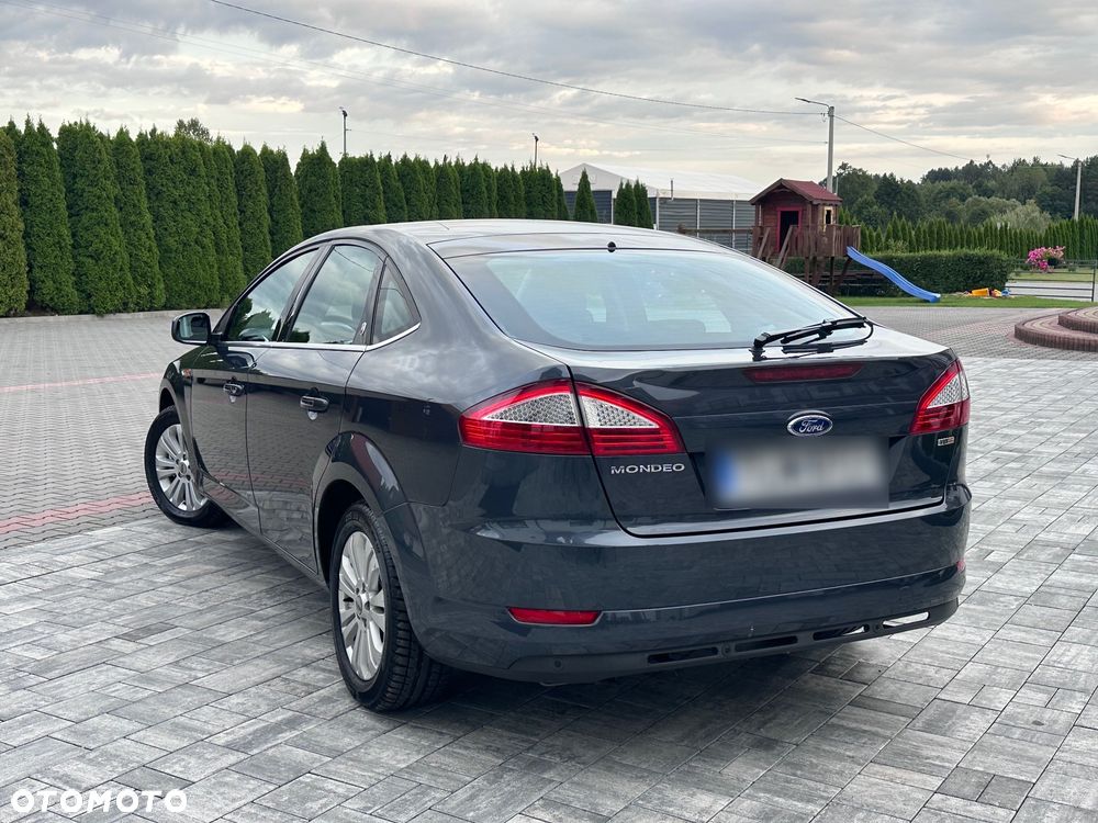 Ford Mondeo 1.8 TDCi Ghia - 4