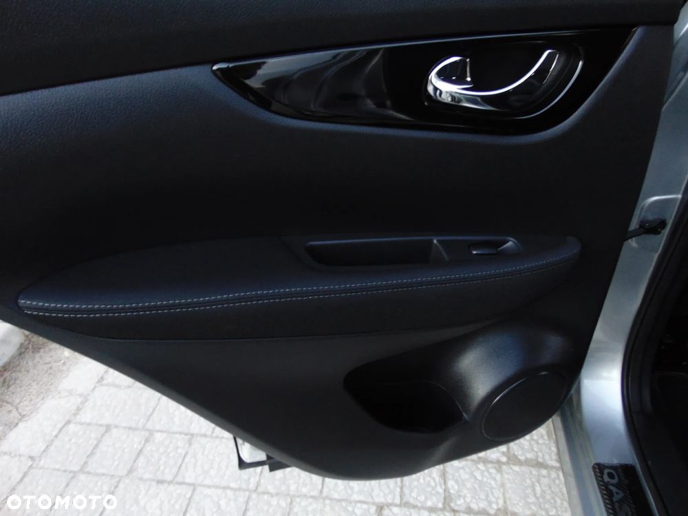 Nissan Qashqai 1.6 DIG-T 360 - 19