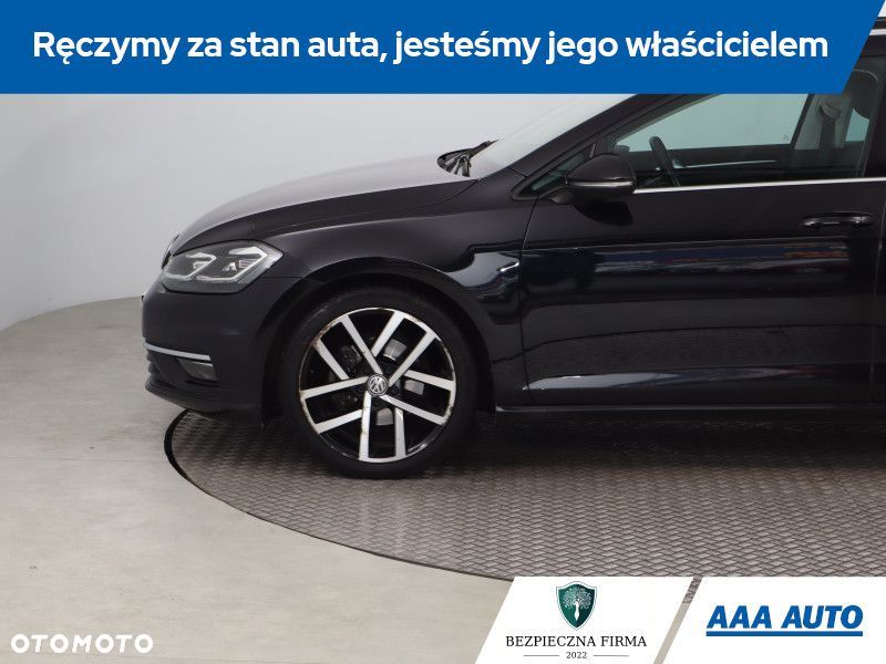 Volkswagen Golf Variant - 17