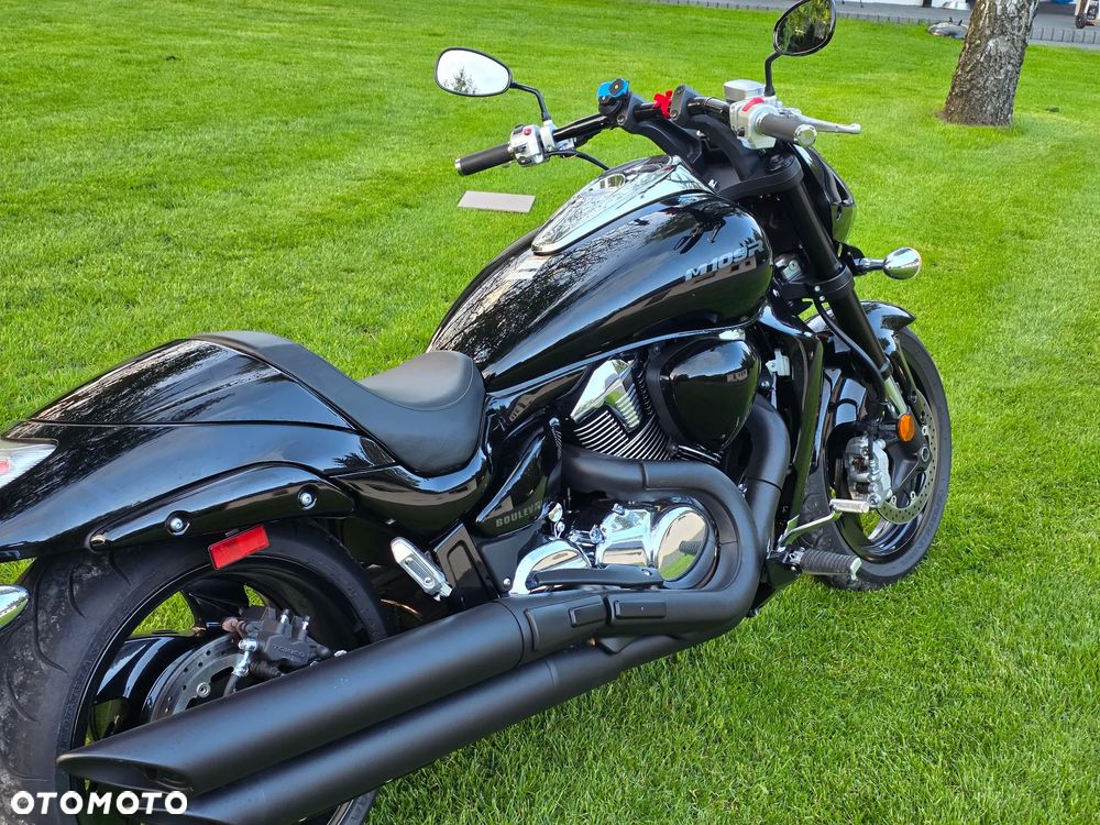 Suzuki Boulevard - 11