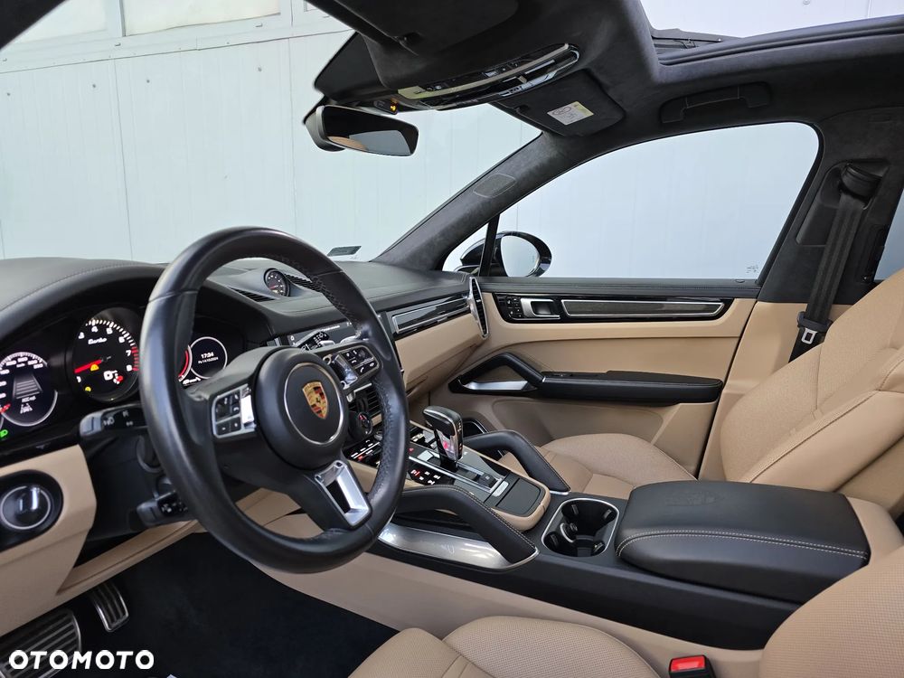 Porsche Cayenne Turbo Tiptronic S - 12