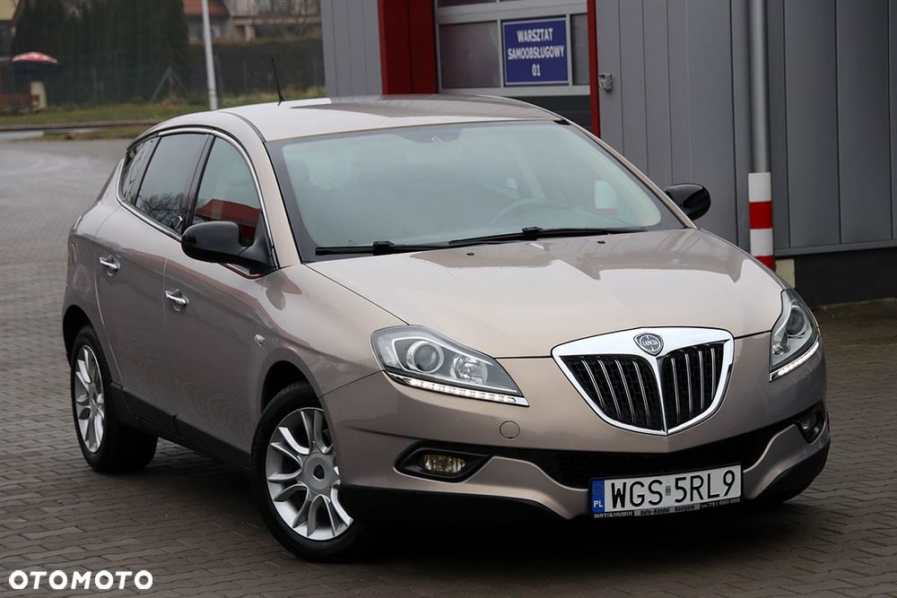 Lancia Delta 1.4 T-Jet 16v Argento - 2