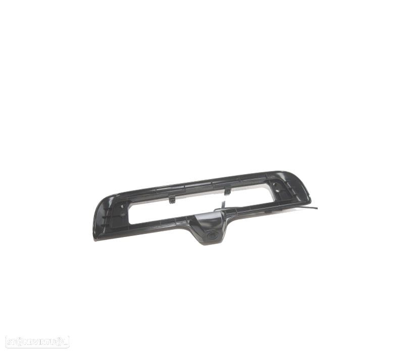 SUPORTE DE MATRICULAS COM CAMARA DE APARCAMENTO UNIVERSAL - 3