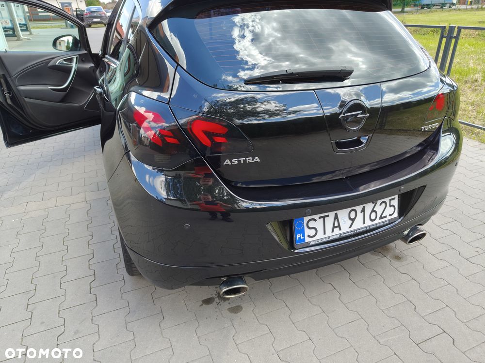 Opel Astra 1.4 Turbo Cosmo - 23
