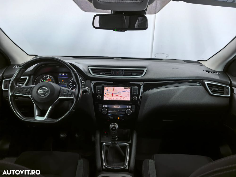 Nissan Qashqai 1.3 138CP 2WD N-Connecta - 12