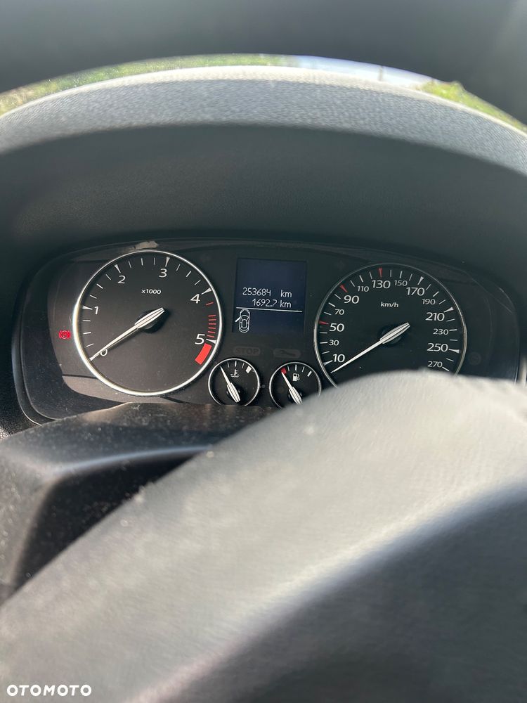 Renault Laguna 2.0 dCi FAP Dynamique - 6