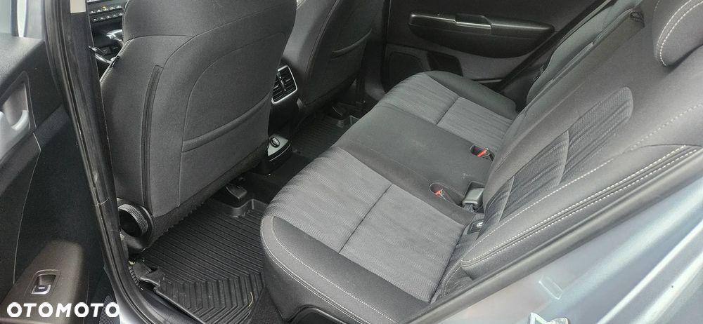 Kia Sportage 1.6 CRDI AWD DCT PLATINUM - 25