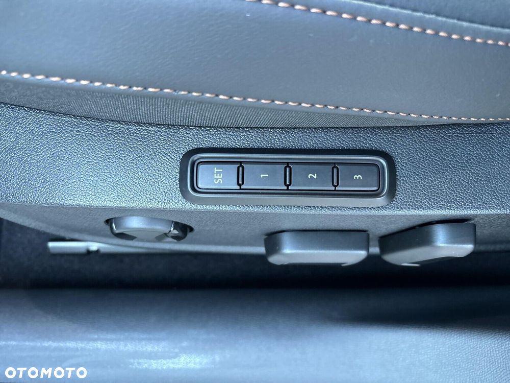 Cupra Leon Sportstourer 2.0 TSI 4Drive DSG - 16