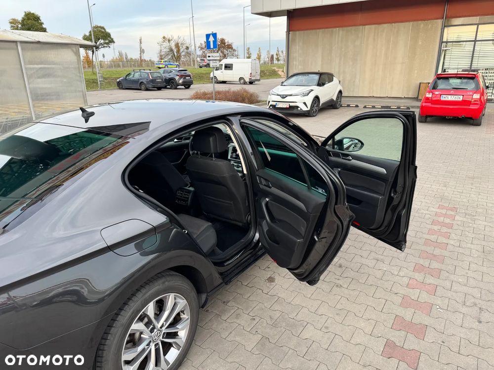 Volkswagen Passat 1.8 TSI BMT Comfortline - 8