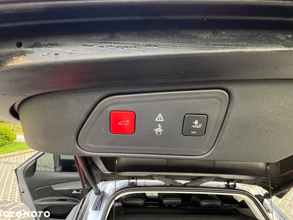 Peugeot 3008 BlueHDi 180 Stop & Start EAT8 Allure - 12