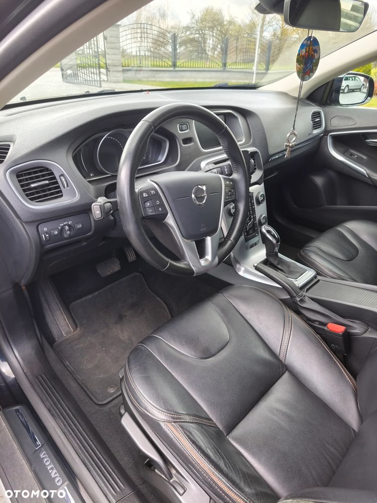 Volvo V40 T3 Drive-E Momentum - 6