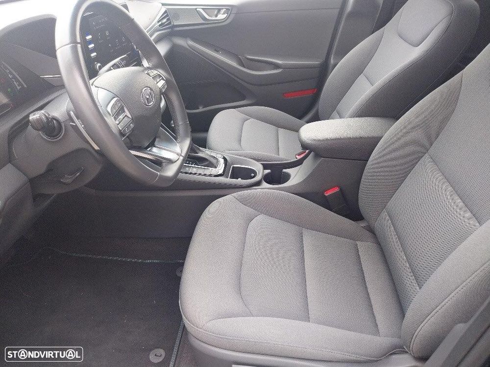 Hyundai Ioniq 1.6 GDI PHEV - 7