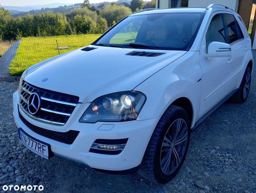 Mercedes-Benz ML 300 CDI BlueEff 4-Matic - 2