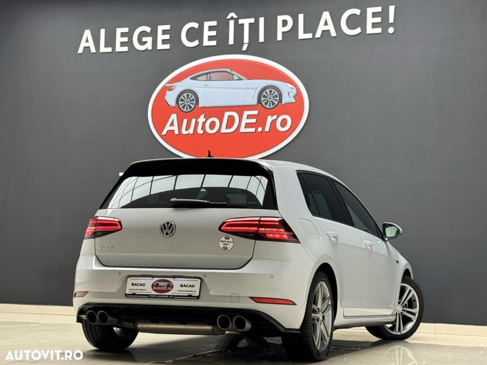 Volkswagen Golf - 4