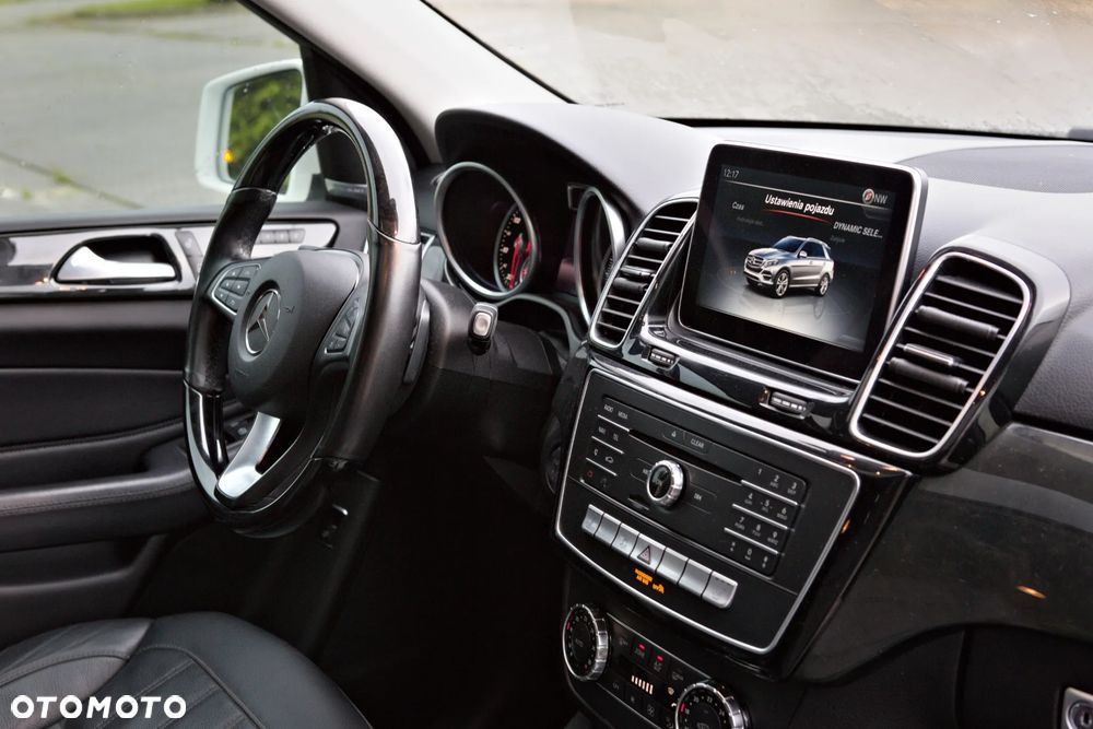 Mercedes-Benz GLE 400 4Matic 7G-TRONIC Exclusive - 31