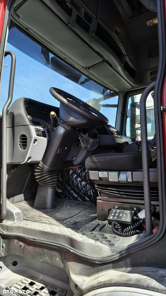Mercedes-Benz ACTROS - 8