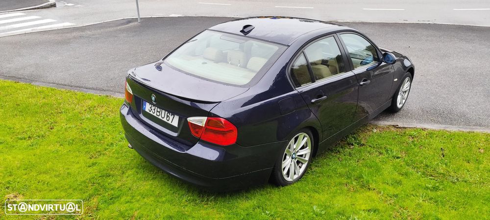 BMW 318 d - 5