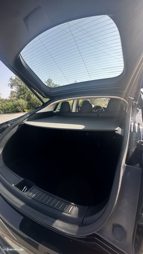 Tesla Model S 85 - 29