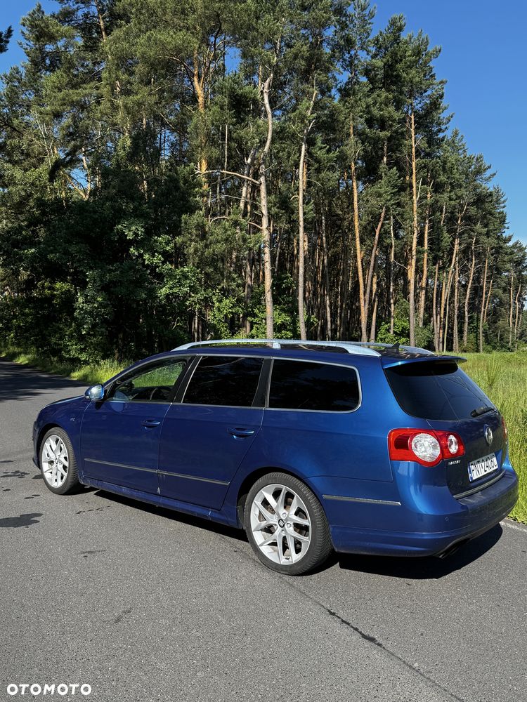 Volkswagen Passat - 4