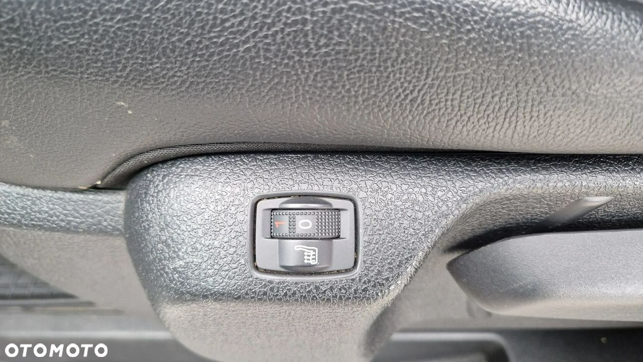 Opel Vivaro - 25
