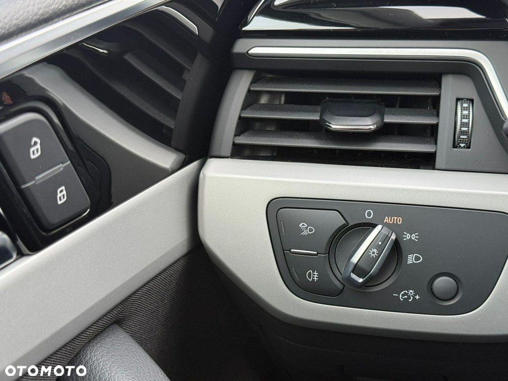 Audi A4 Avant 35 TFSI S tronic S line - 27