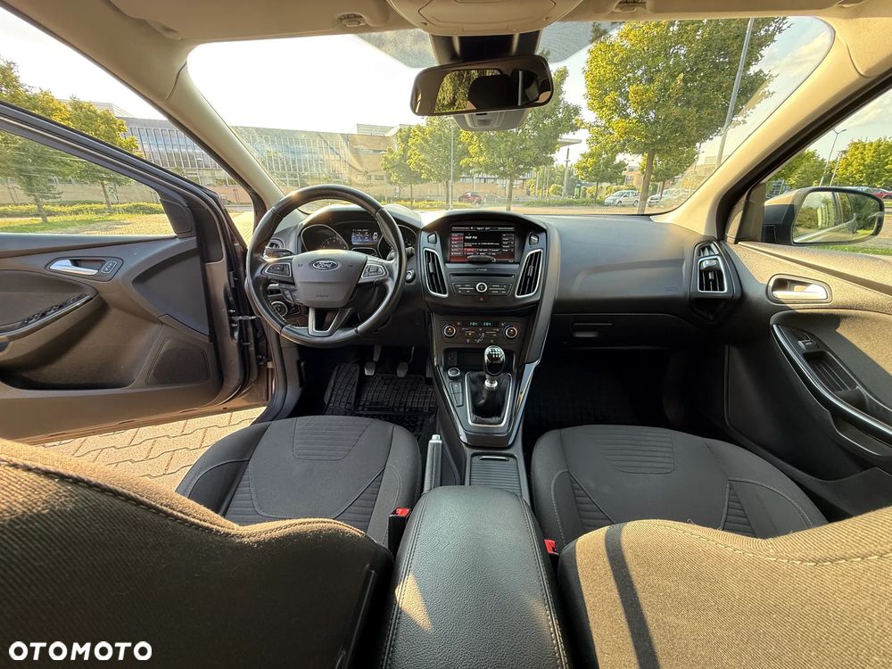 Ford Focus 1.0 EcoBoost Titanium ASS - 32
