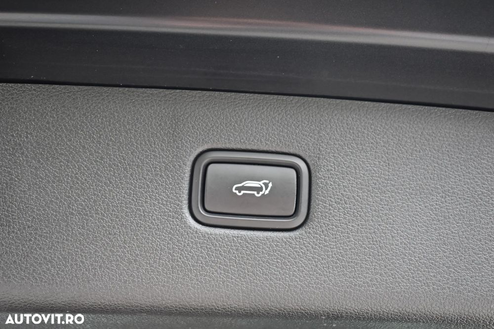 Hyundai Tucson 2.0 CRDI 4WD Automatik Premium - 26