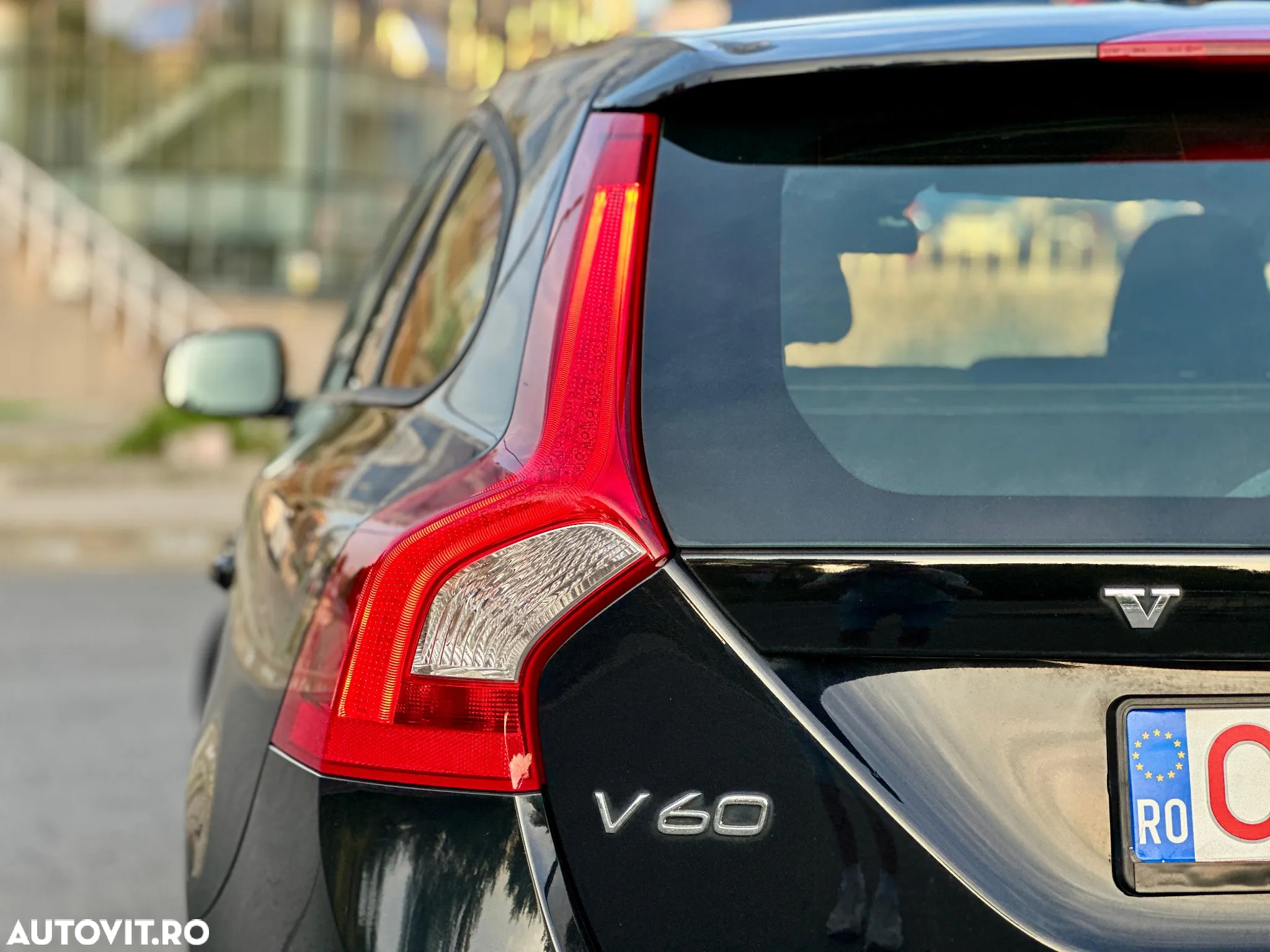 Volvo V60 D2 Geartronic Powershift Kinetic - 14