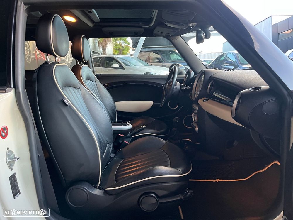 MINI 3 Portas Cooper D - 38