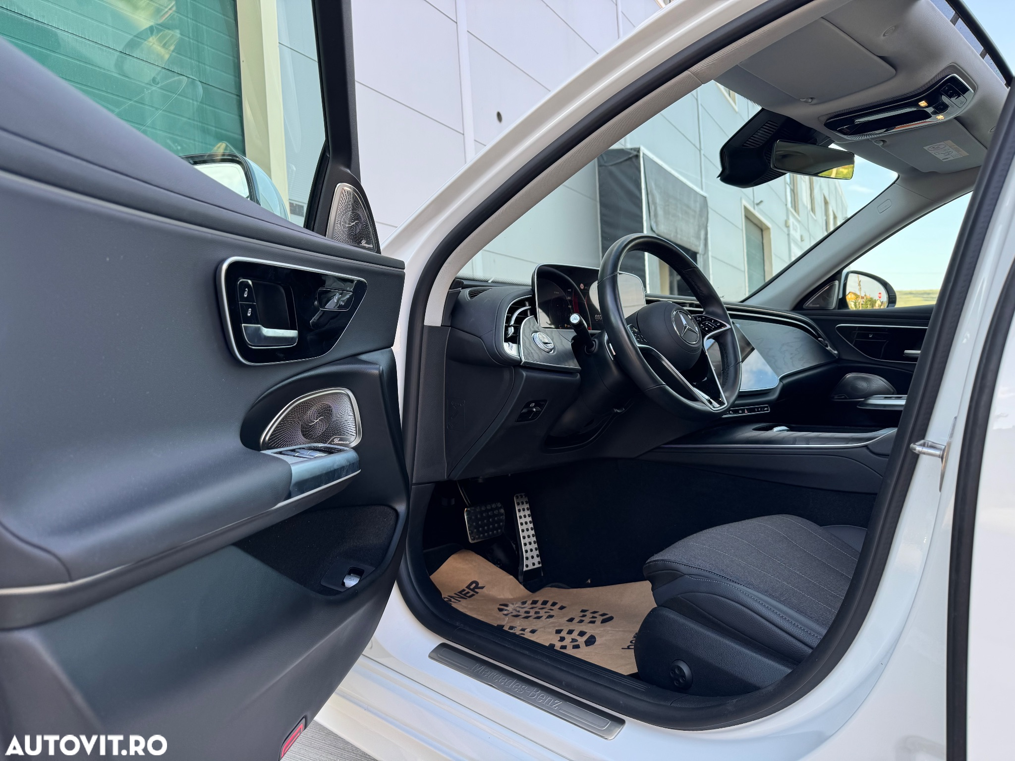 Mercedes-Benz E 220 d T 9G-TRONIC Edition AVANTGARDE - 11