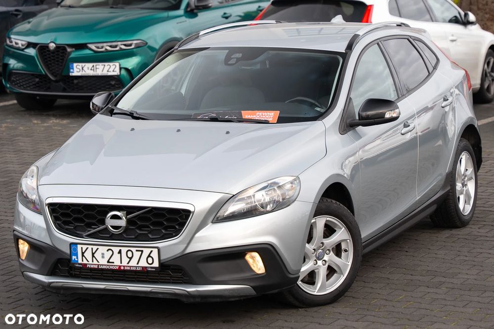 Volvo V40 Cross Country D3 Momentum - 9