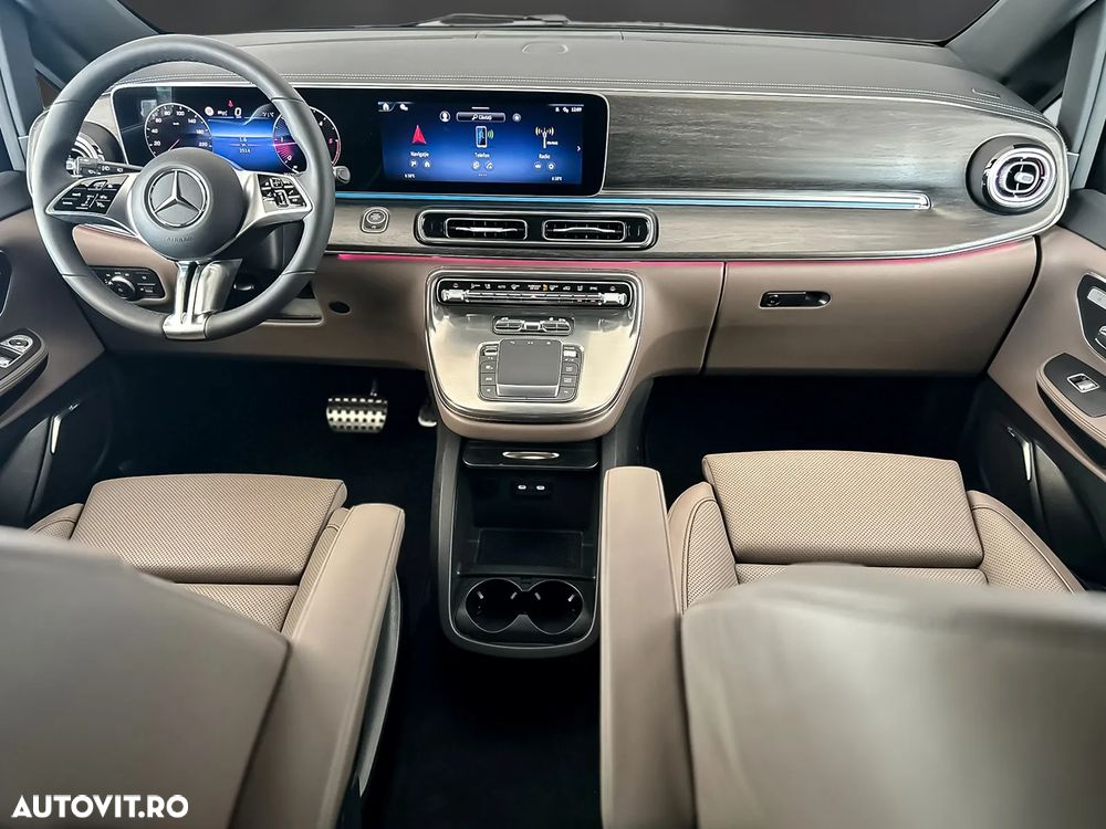 Mercedes-Benz V 300 d lang 4Matic 9G-TRONIC Exclusive - 24