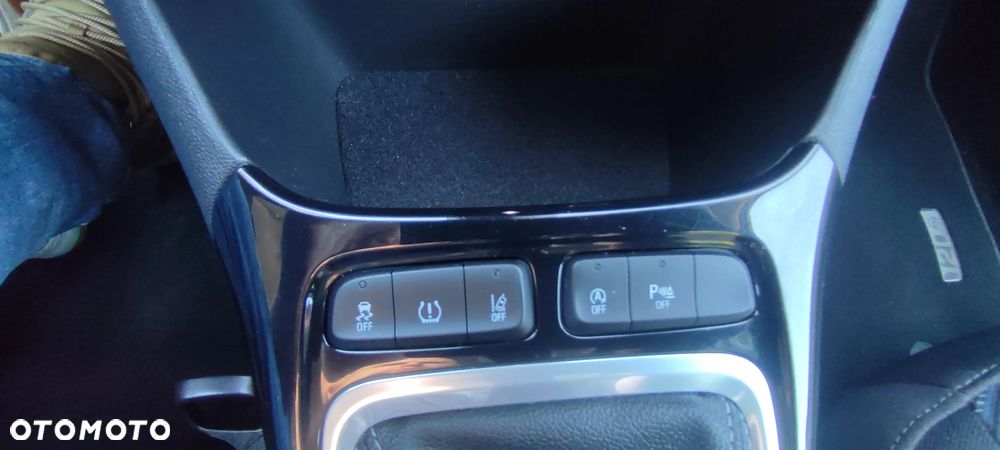 Opel Crossland X 1.2 Start/Stop 120 Jahre - 24