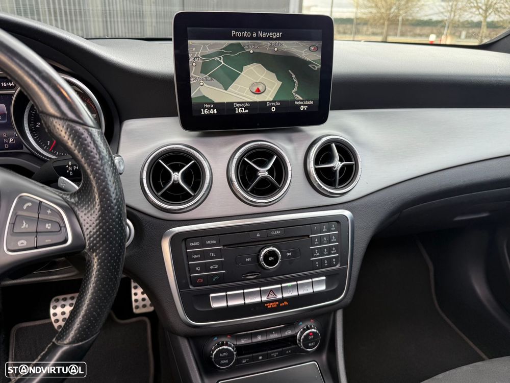 Mercedes-Benz CLA 220 d Shooting Brake AMG Line Aut. - 15