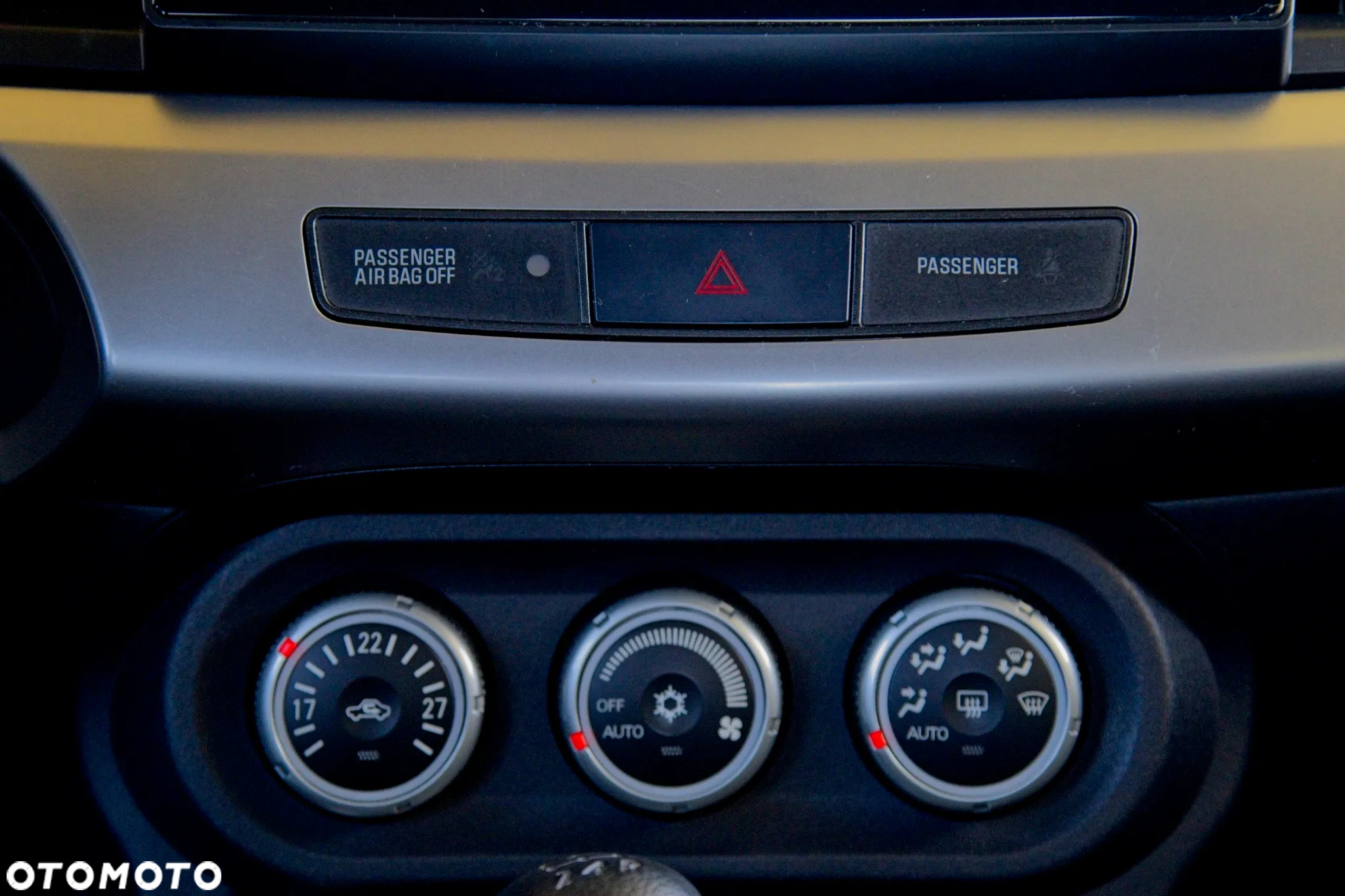 Mitsubishi Lancer 1.8 Invite - 13