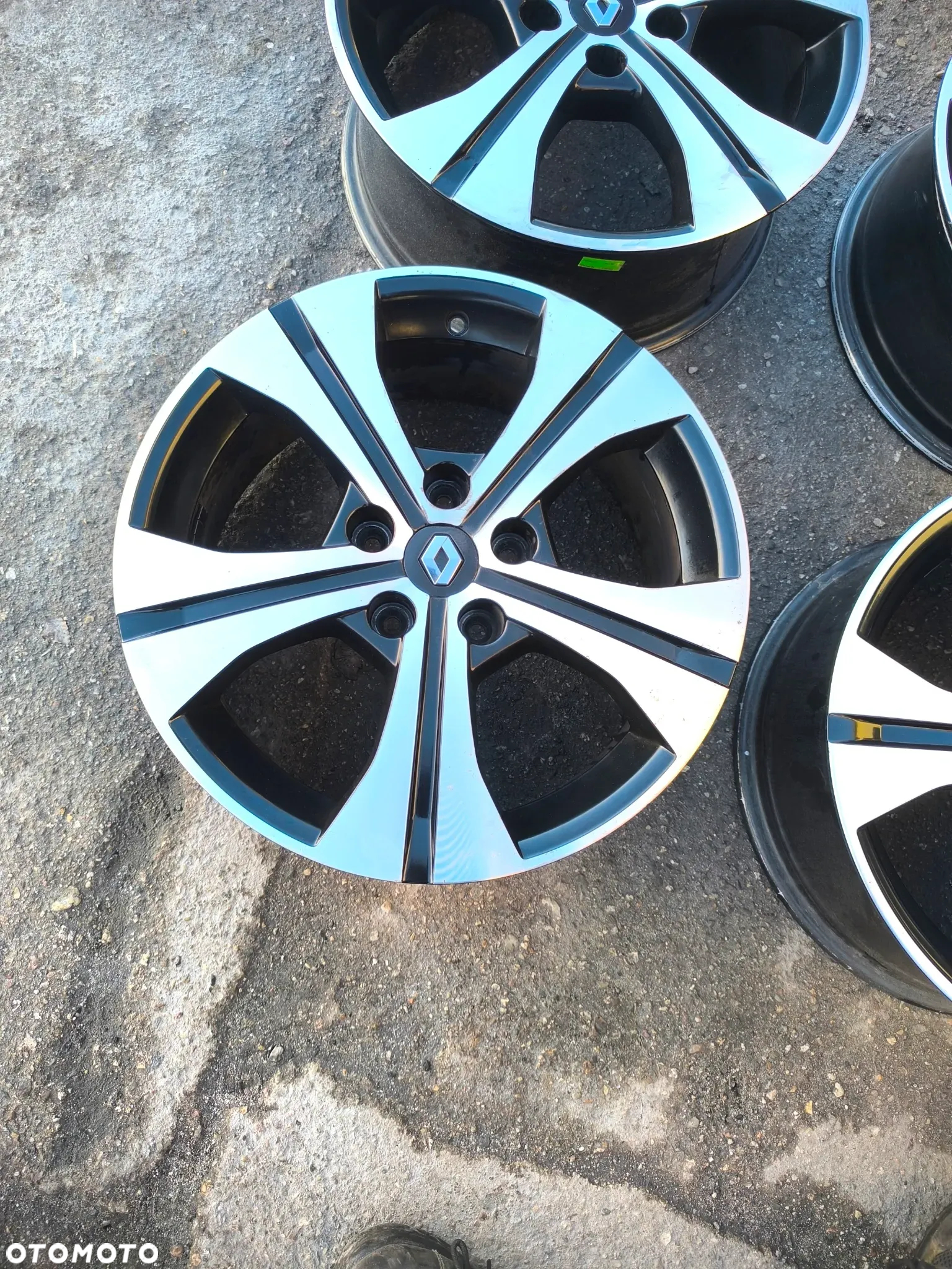 5x114,3 Felgi Aluminiowe Alufelgi 17 Koła RENAULT KAPTUR FLUENCE GRAND SCENIC MEGANE III 3 LATITUDE LAGUNA TRAFIC III 3 DACIA DUSTER NISSAN JUKE PRIMERA P12 NV300 Legnica ALU-RAD - 6